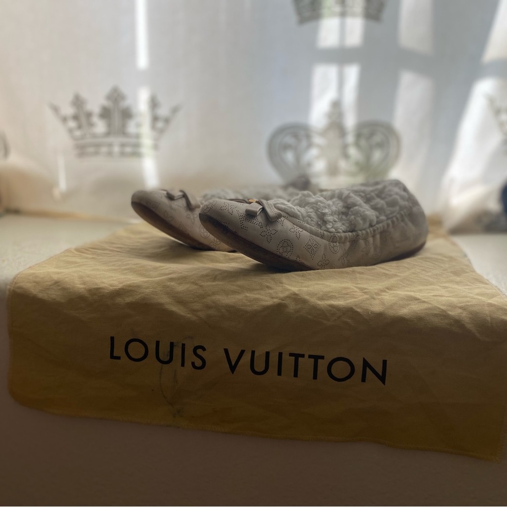 Louis Vuitton Gray Quilted Flats